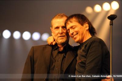  Jacky Locks avec les 2000 Choristes au Galaxie Amnéville en 2009 - photo 20