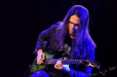 Kiko Loureiro à la MAI en 2023 - photo 1