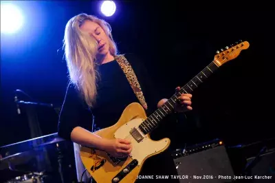 Joanne Shaw Taylor Chez Paulette en 2016 - photo 5